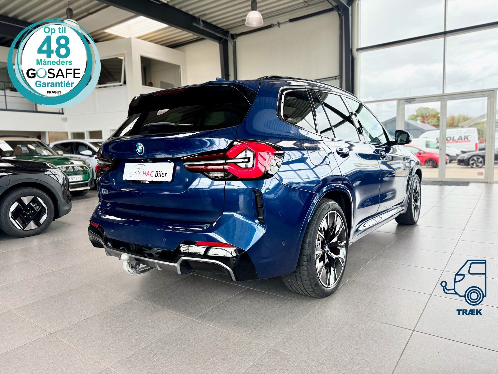 Blå BMW iX3 fra 2024