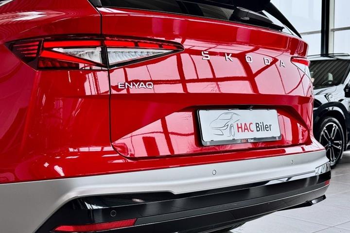 Rød Skoda Enyaq fra 2026