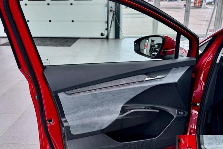 Rød Skoda Enyaq fra 2026