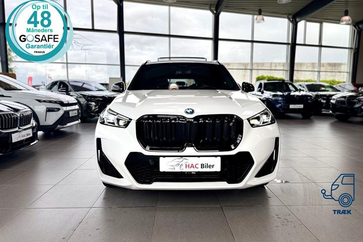 Hvid BMW iX1 fra 2023