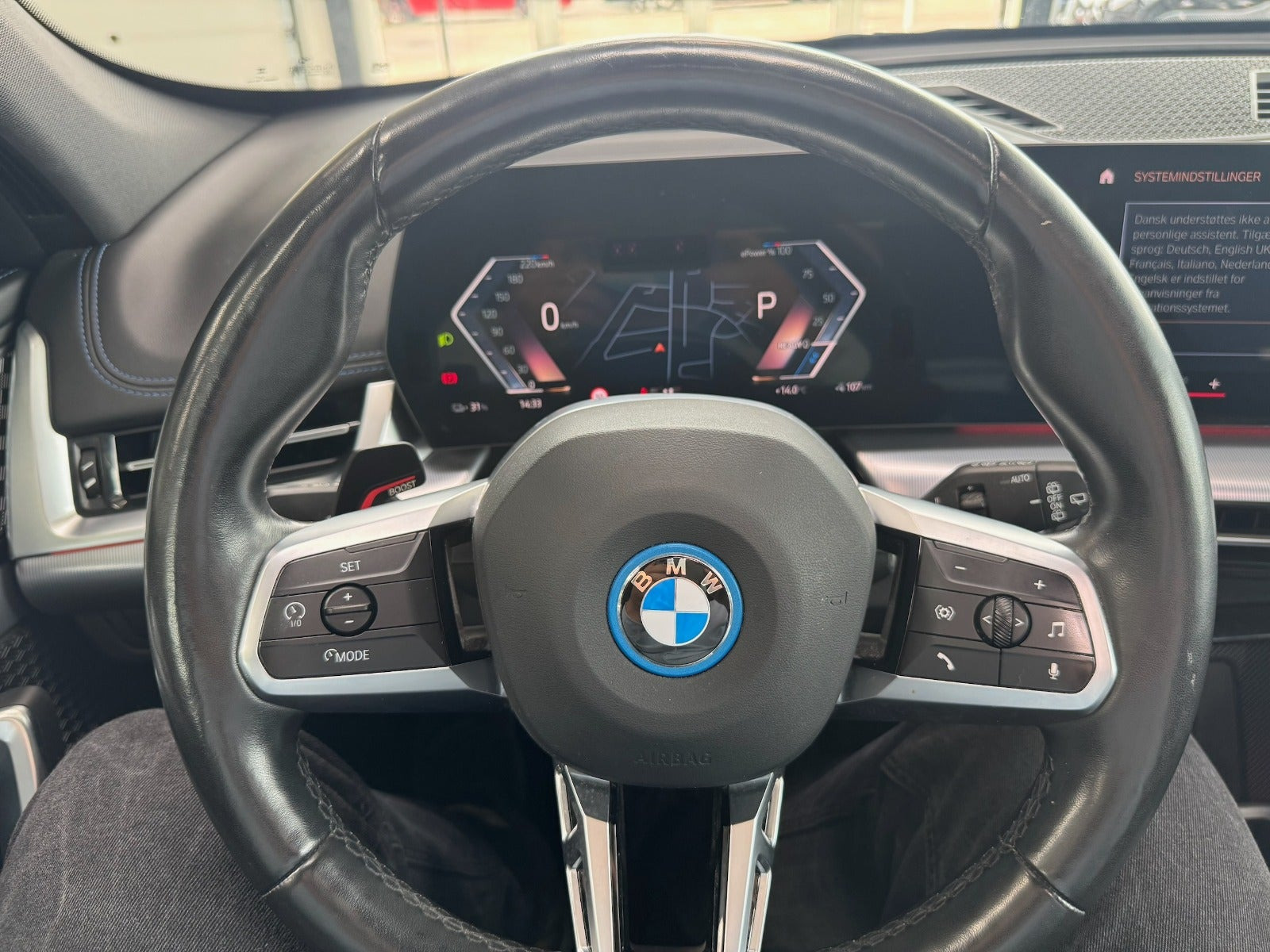 Hvid BMW iX1 fra 2023