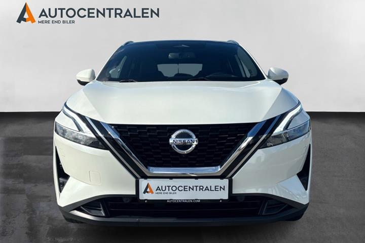 Hvid Nissan Qashqai fra 2021
