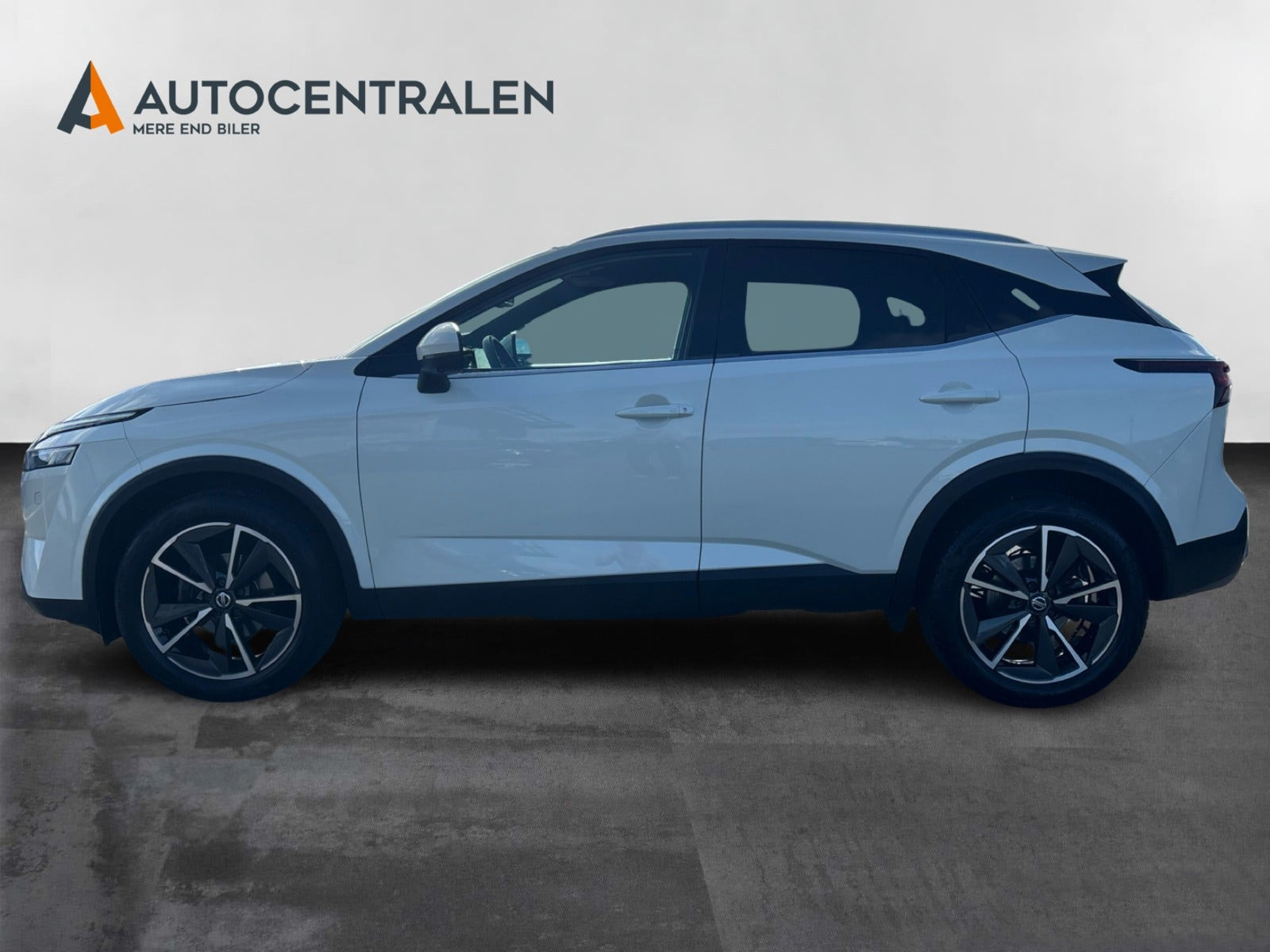 Hvid Nissan Qashqai fra 2021