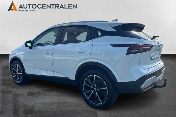 Hvid Nissan Qashqai fra 2021