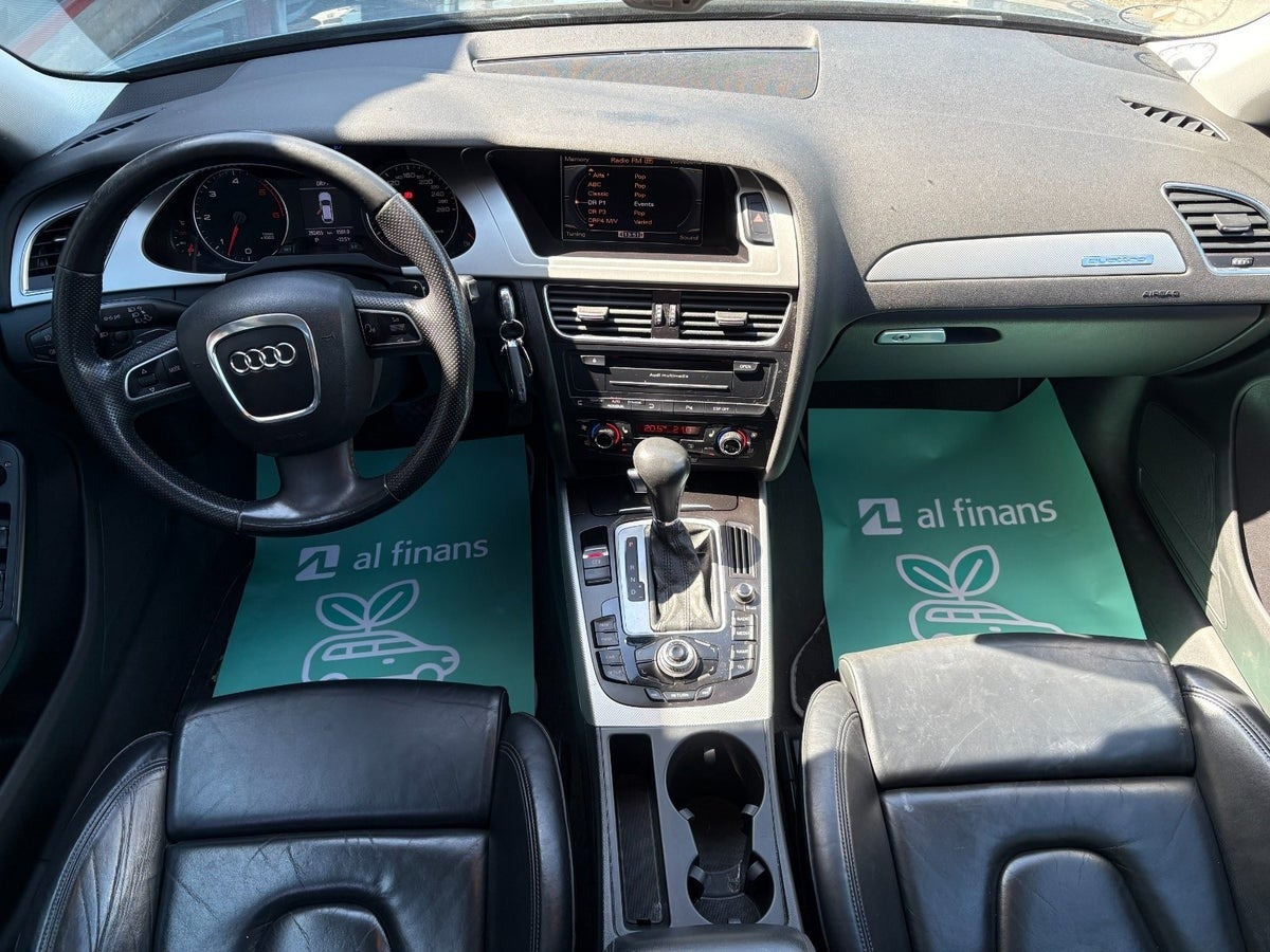 Grå Audi A4 Allroad fra 2009