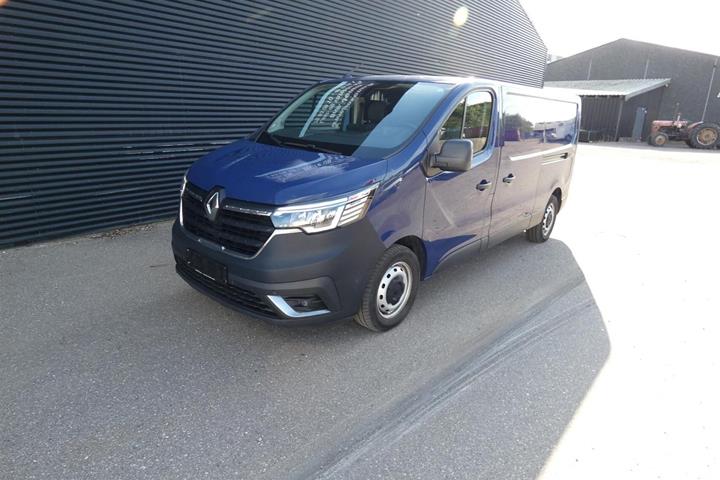 Blå Renault Trafic fra 2022