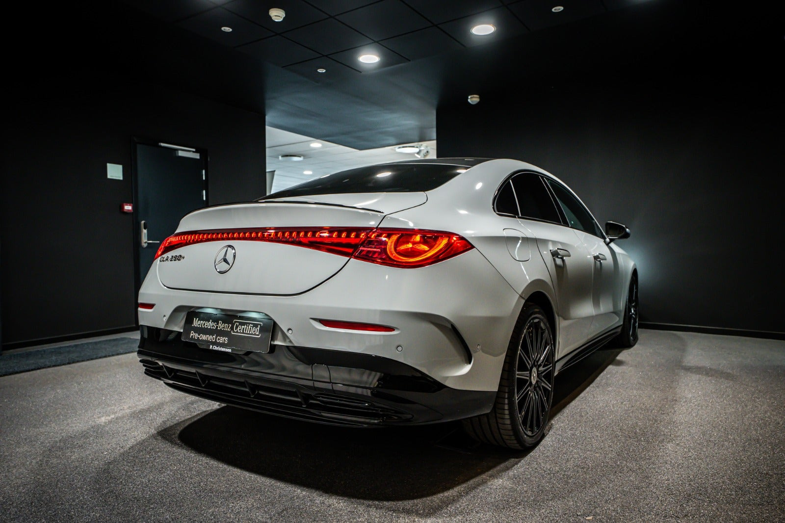 Grå Mercedes CLA250+ fra 2026