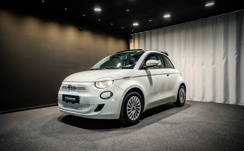 Fiat 500e 42 Icon Cabrio