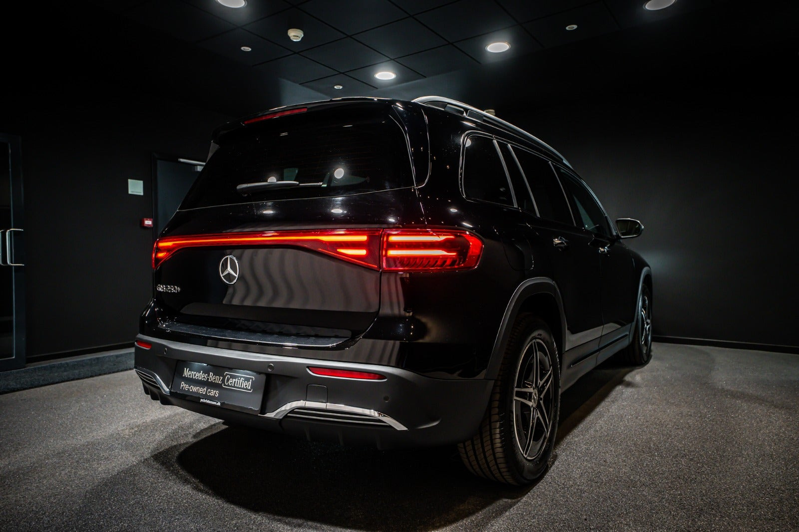 Sort Mercedes EQB250+ fra 2026