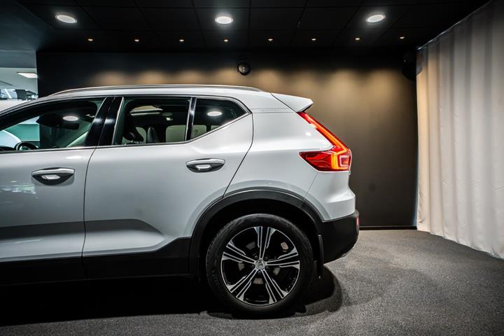 Hvid Volvo XC40 fra 2020