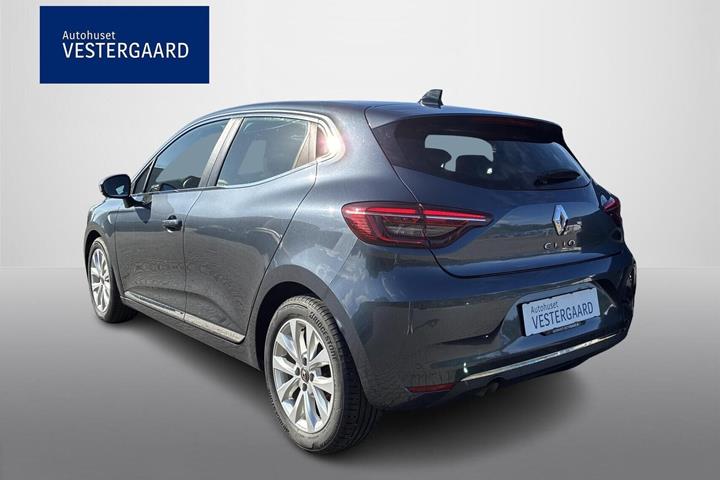 Grå Renault Clio V fra 2021