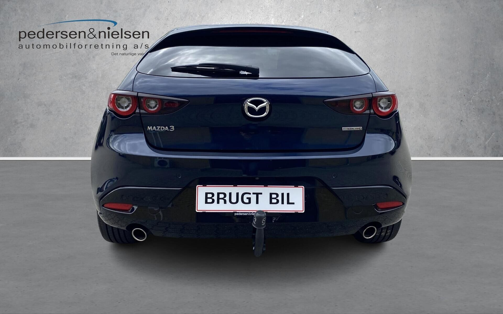 Blå Mazda 3 fra 2023