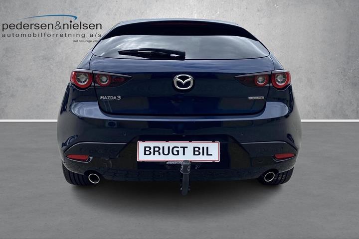 Blå Mazda 3 fra 2023