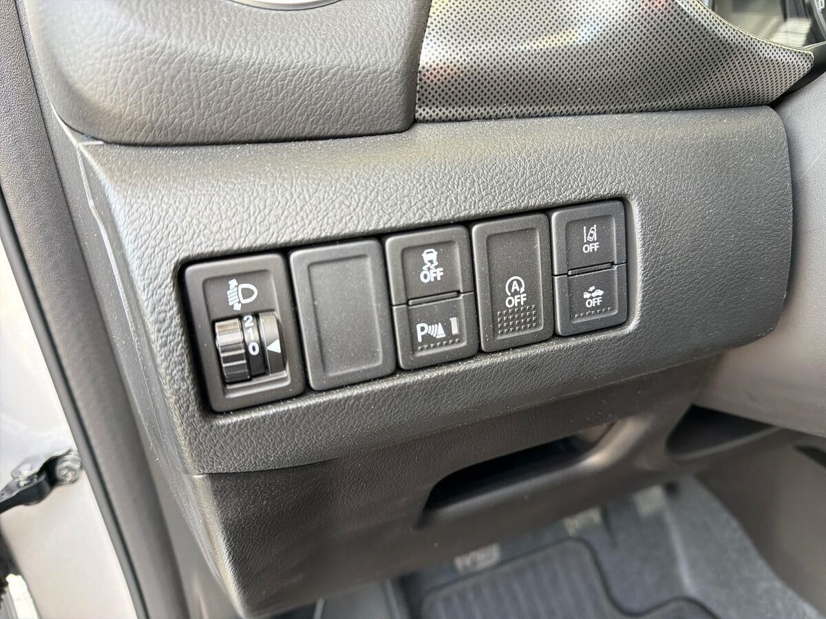 Sølv Suzuki Vitara fra 2026