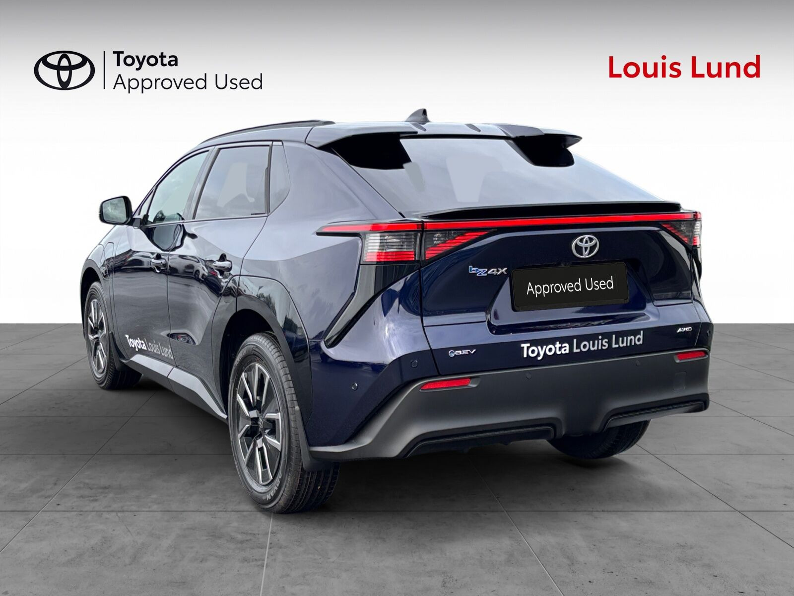 Blå Toyota BZ4X fra 2026
