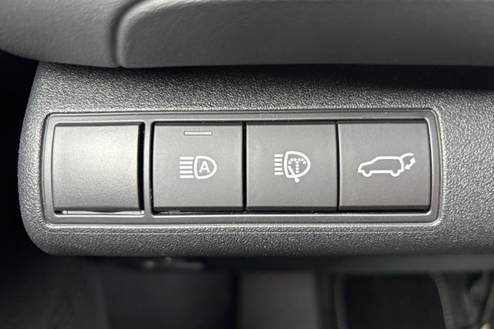 Blå Toyota BZ4X fra 2026