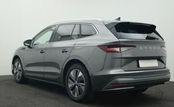 Grå Skoda Enyaq fra 2024