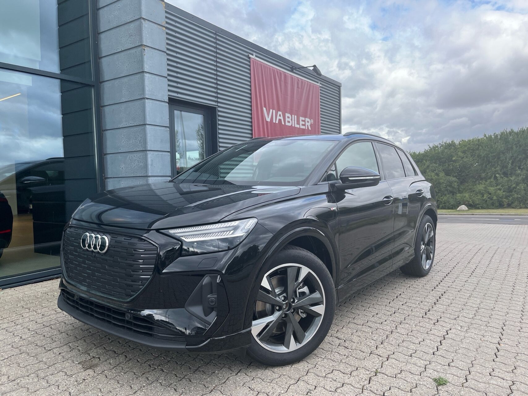 Audi Q4 45 E-tron S Line Quattro 286HK 5d Aut.