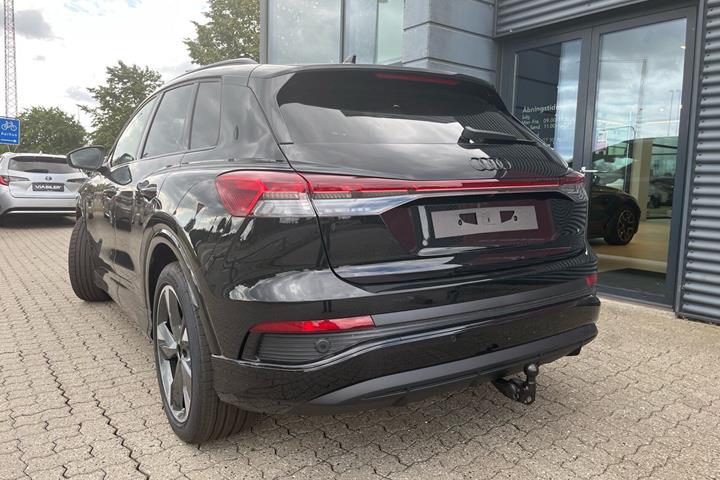 Sort Audi Q4 fra 2026