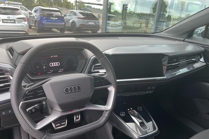 Sort Audi Q4 fra 2026