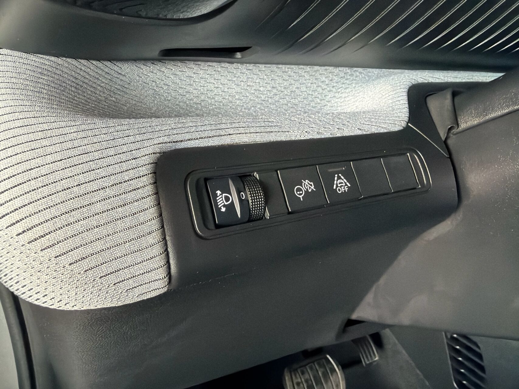 Grå Citroën ë-C3 fra 2025