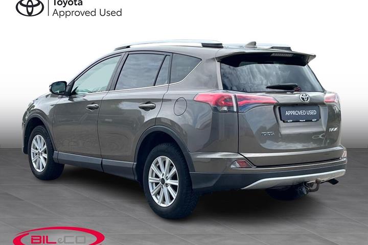 Bronze Toyota RAV4 fra 2016