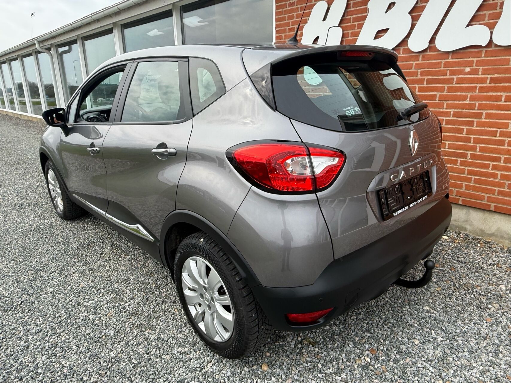 Sort Renault Captur fra 2016
