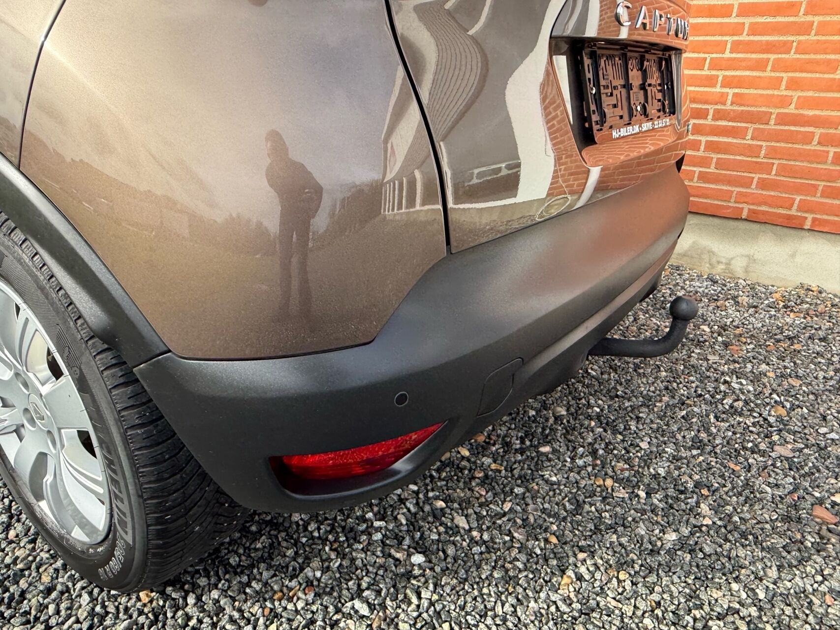 Brun Renault Captur fra 2015