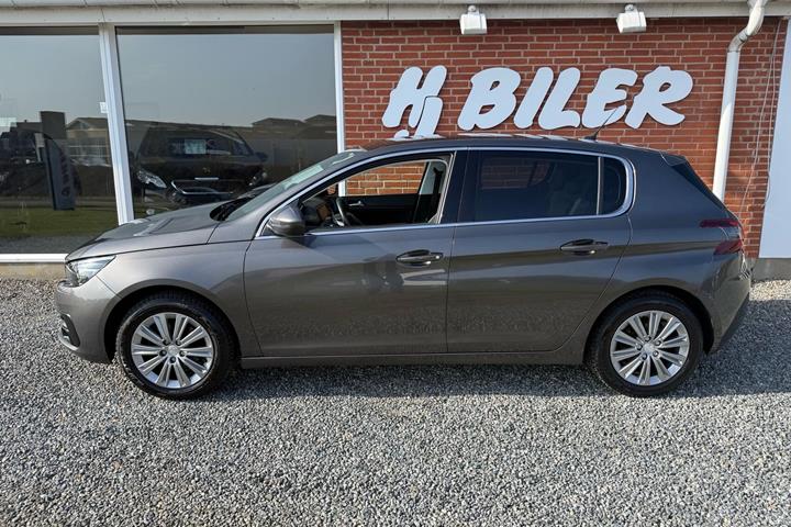 Sort Peugeot 308 fra 2018