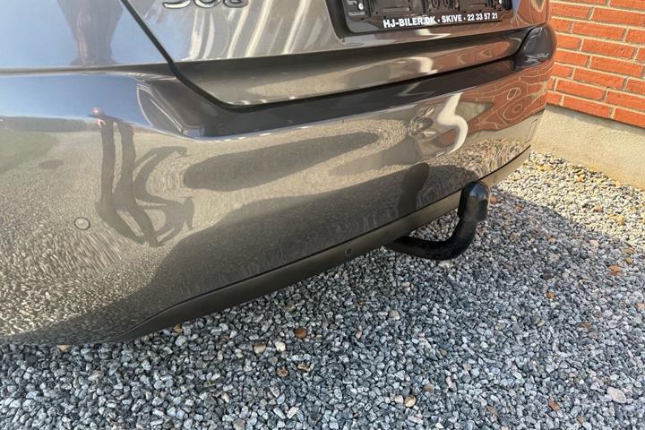 Sort Peugeot 308 fra 2018