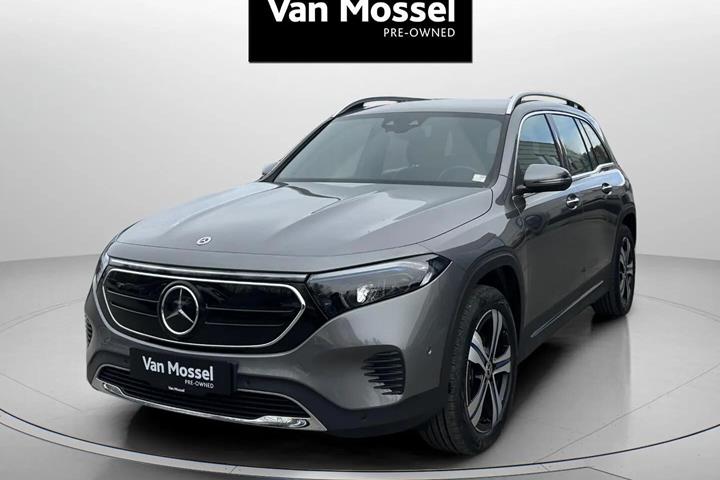 Grå Mercedes EQB 250 fra 2023