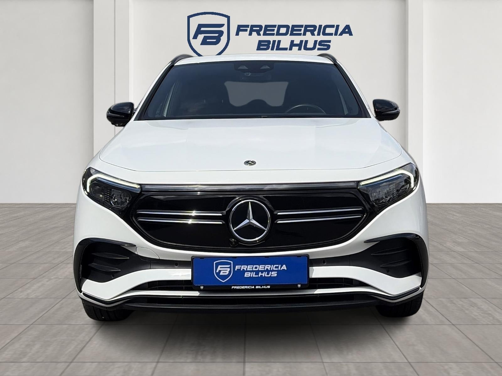 Hvid Mercedes EQA250 fra 2022