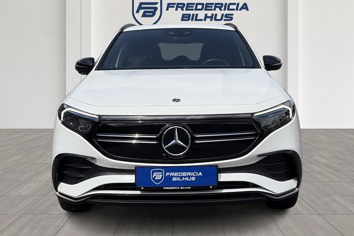Hvid Mercedes EQA250 fra 2022