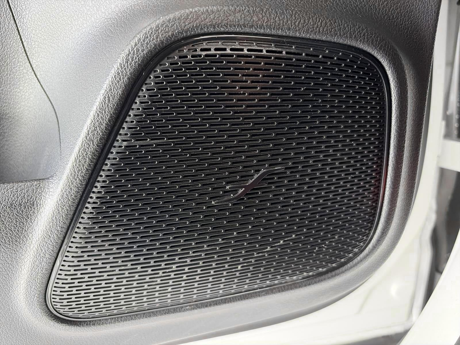 Hvid Mercedes EQA250 fra 2022
