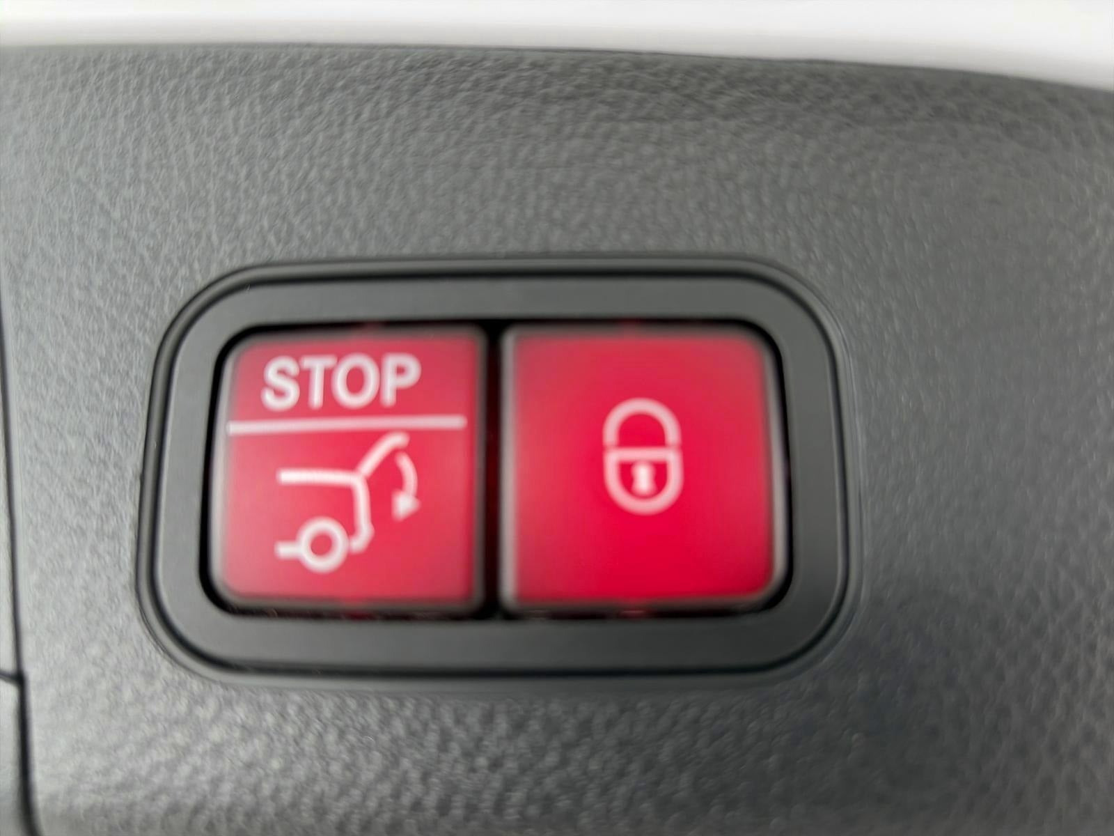 Hvid Mercedes EQA250 fra 2022