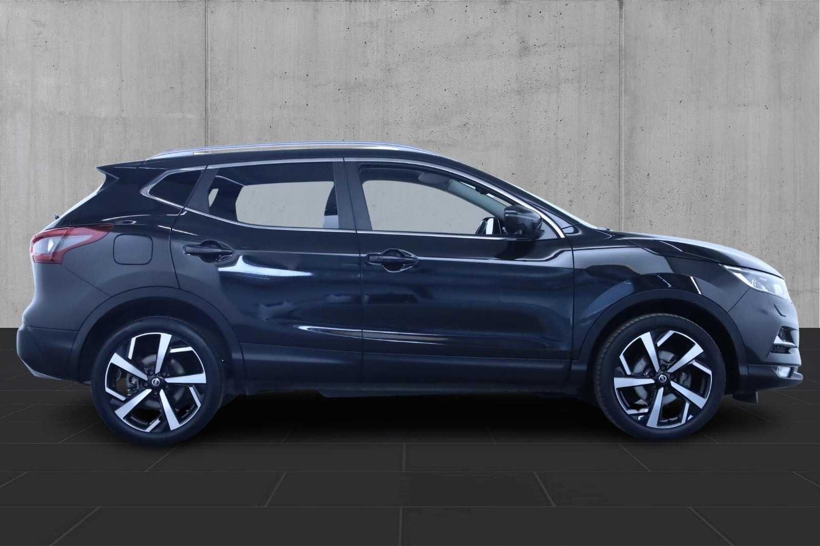Sort Nissan Qashqai fra 2020
