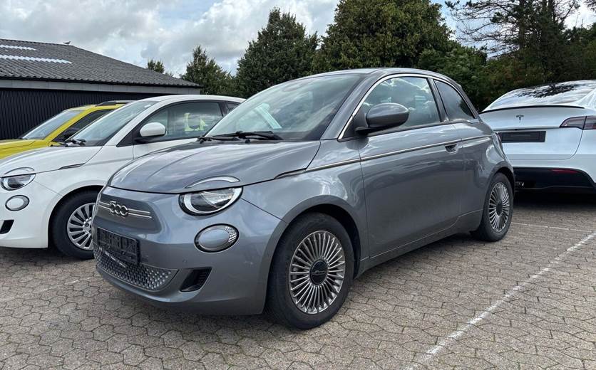 Fiat 500e 42 Icon
