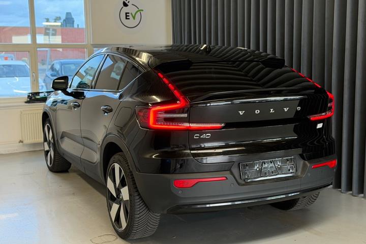 Sort Volvo C40 fra 2022