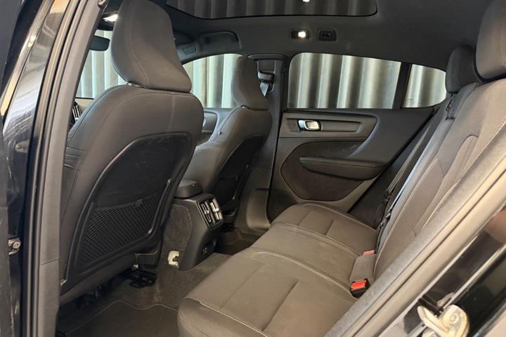 Sort Volvo C40 fra 2022