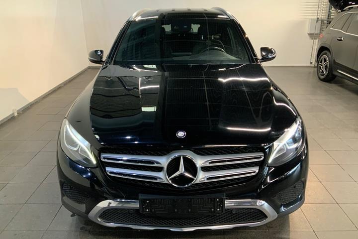 Sort Mercedes GLC350 e fra 2017