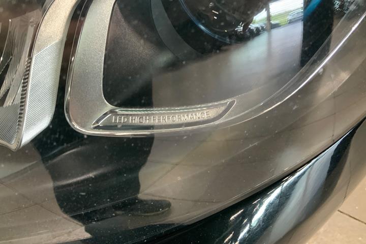 Sort Mercedes GLC350 e fra 2017