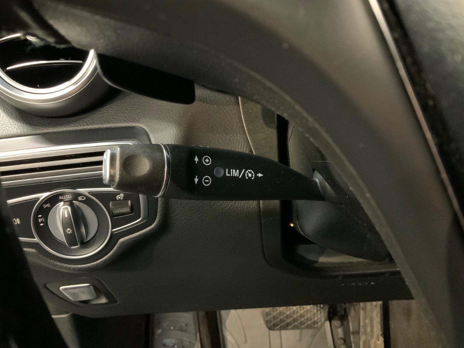Sort Mercedes GLC350 e fra 2017