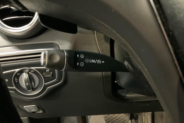 Sort Mercedes GLC350 e fra 2017