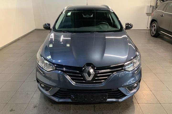 Grå Renault Megane IV fra 2019