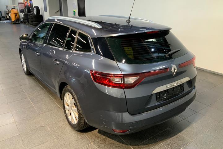 Grå Renault Megane IV fra 2019