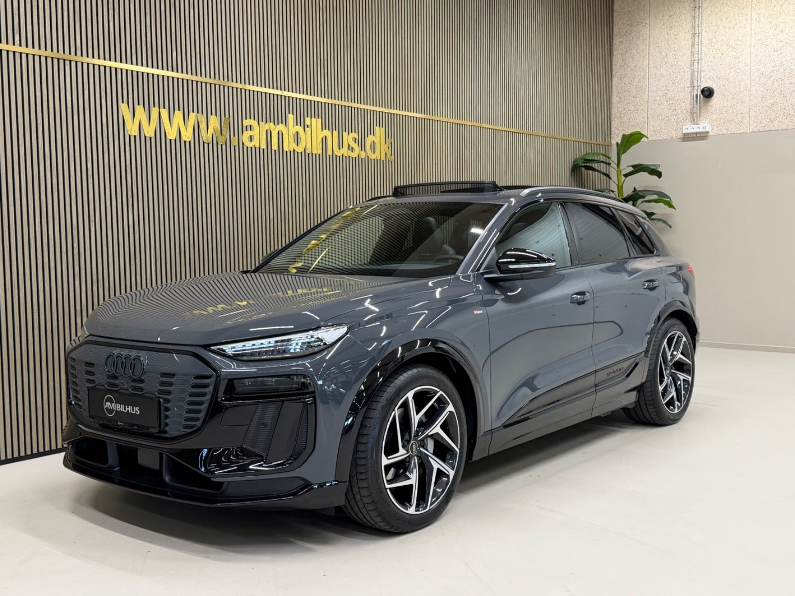 Audi Q6 e-tron S-line plus quattro