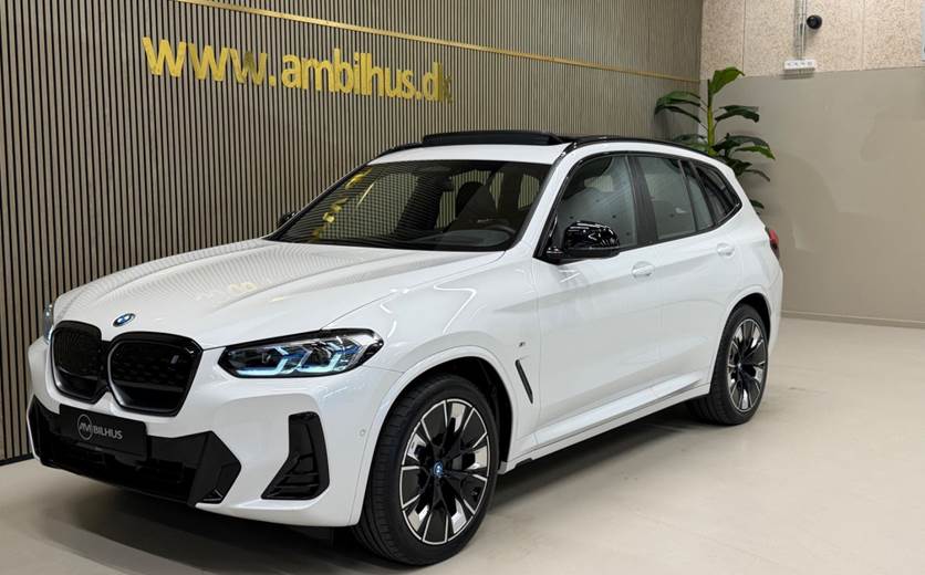 BMW iX3 Charged Plus M-Sport