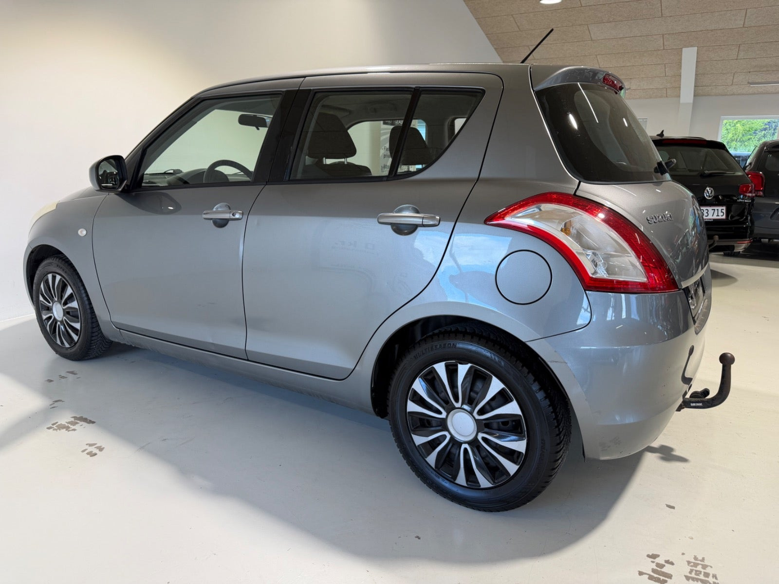 Grå Suzuki Swift fra 2011