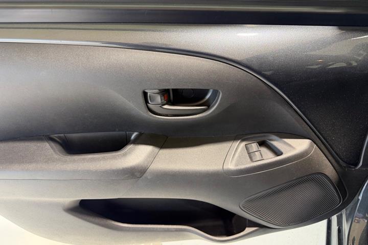 Grå Citroën C1 fra 2017