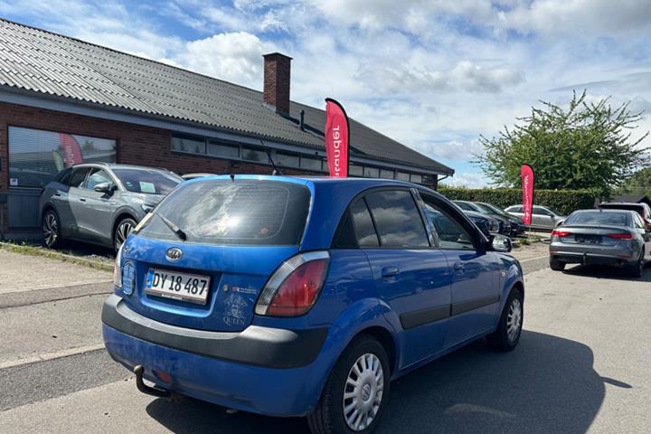 undefined Kia Rio fra 2007